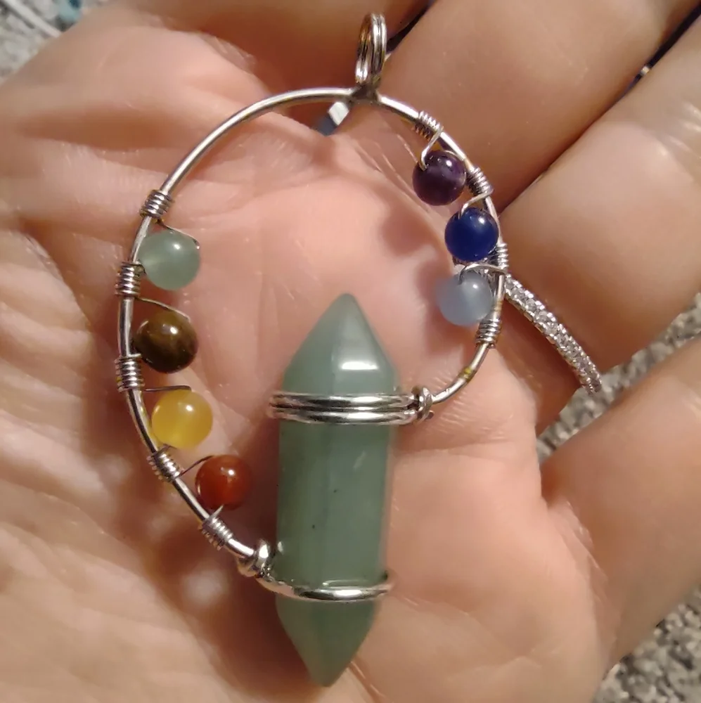 Green Aventurine Hexagon Pendulum with 7 Chakras Pendant - Picture 7 of 9